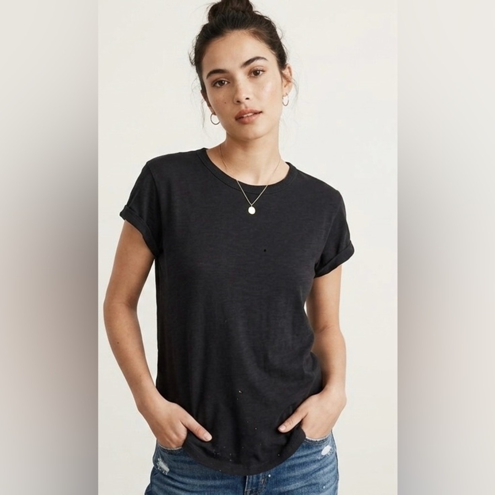 Madewell 100% Cotton Black Short Sleeved Tee Oval Hem Size Small